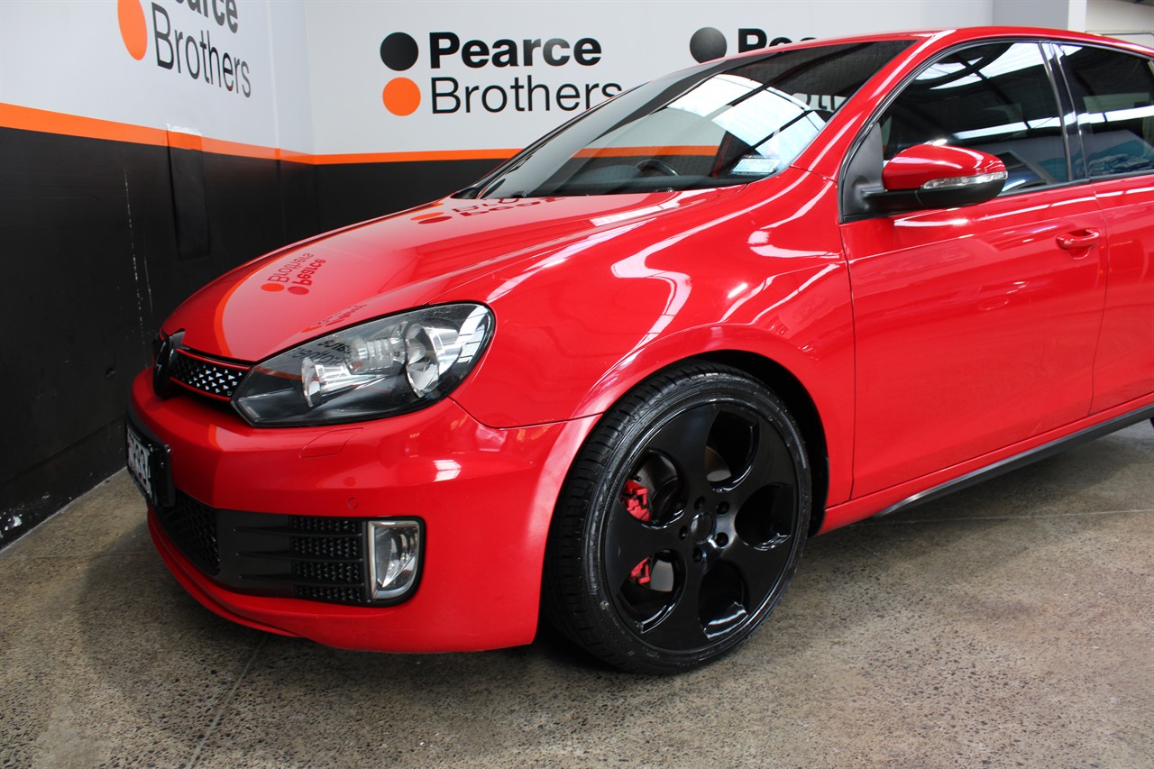 2010 Volkswagen GOLF
