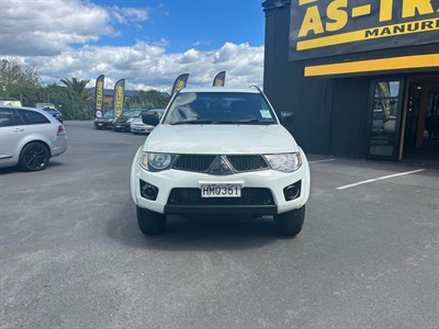 2014 Mitsubishi Triton - Thumbnail