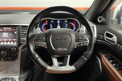 2016 Jeep Grand Cherokee - Thumbnail