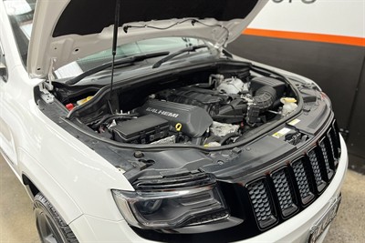 2016 Jeep Grand Cherokee - Thumbnail