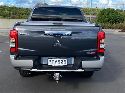 2023 Mitsubishi Triton - Thumbnail