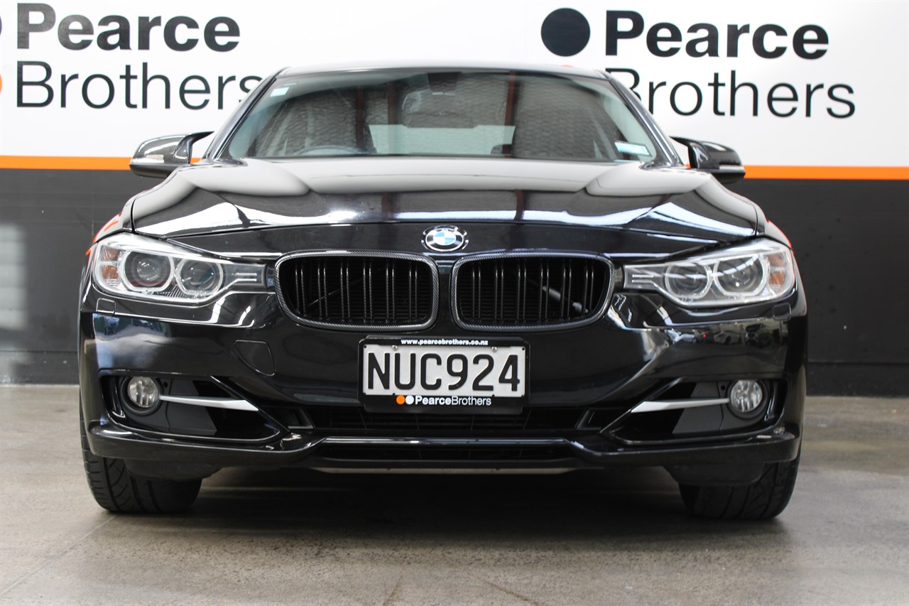2012 BMW 320I