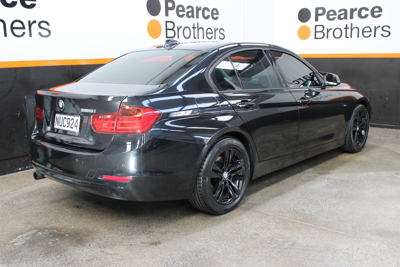 2012 BMW 320I