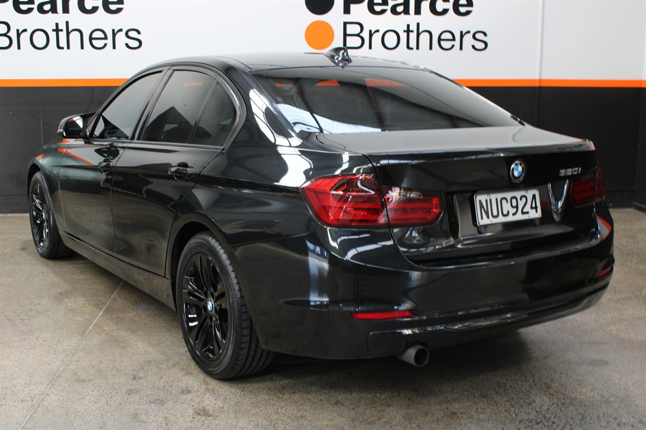 2012 BMW 320I