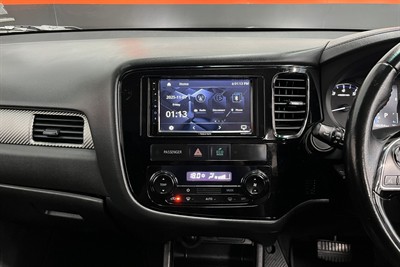 2015 Mitsubishi Outlander - Thumbnail