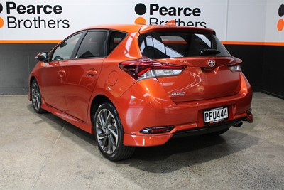 2016 Toyota Auris - Thumbnail
