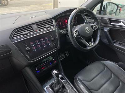 2021 Volkswagen Tiguan - Thumbnail