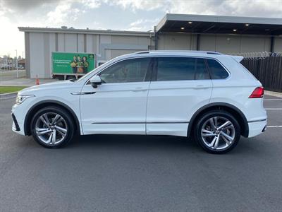 2021 Volkswagen Tiguan - Thumbnail