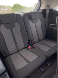 2022 Kia Sorento - Thumbnail