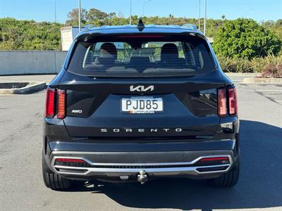 2022 Kia Sorento - Thumbnail