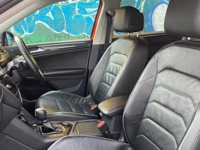 2018 Volkswagen Tiguan - Thumbnail