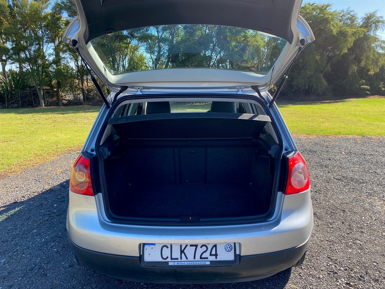 2005 Volkswagen GOLF