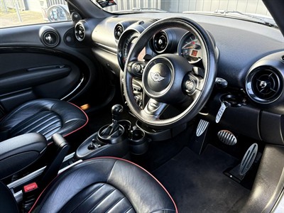 2016 Mini Countryman - Thumbnail