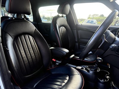 2016 Mini Countryman - Thumbnail
