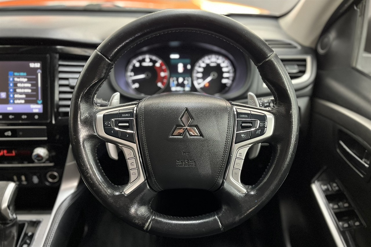 2020 Mitsubishi Pajero