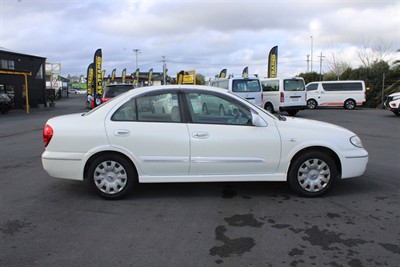 2004 Nissan Bluebird - Thumbnail
