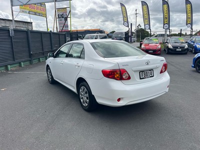 2009 Toyota Corolla - Thumbnail