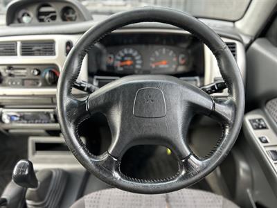 2006 Mitsubishi Triton - Thumbnail