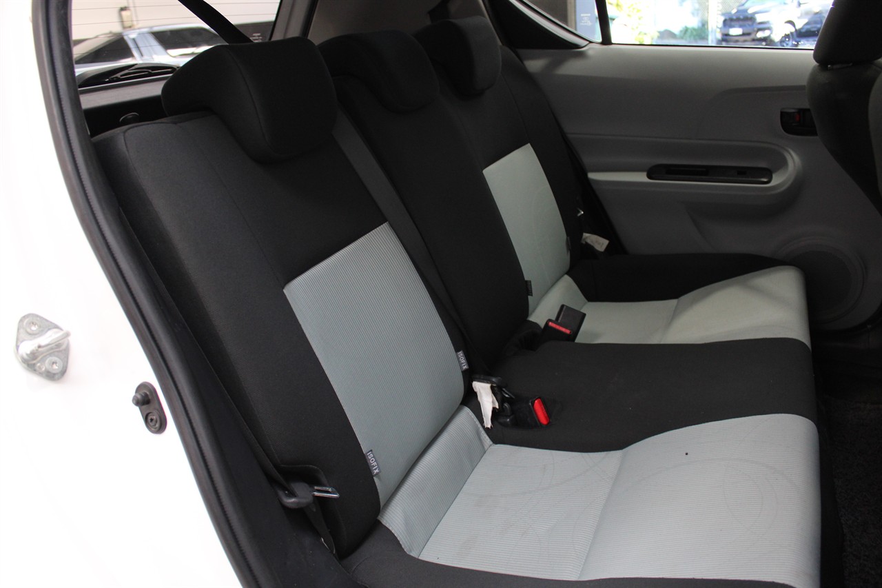 2012 Toyota Aqua