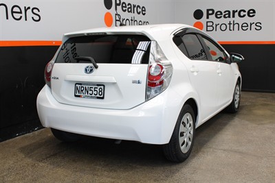 2012 Toyota Aqua - Thumbnail