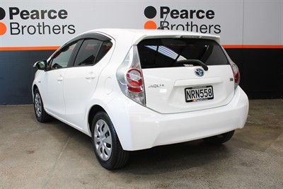 2012 Toyota Aqua - Thumbnail