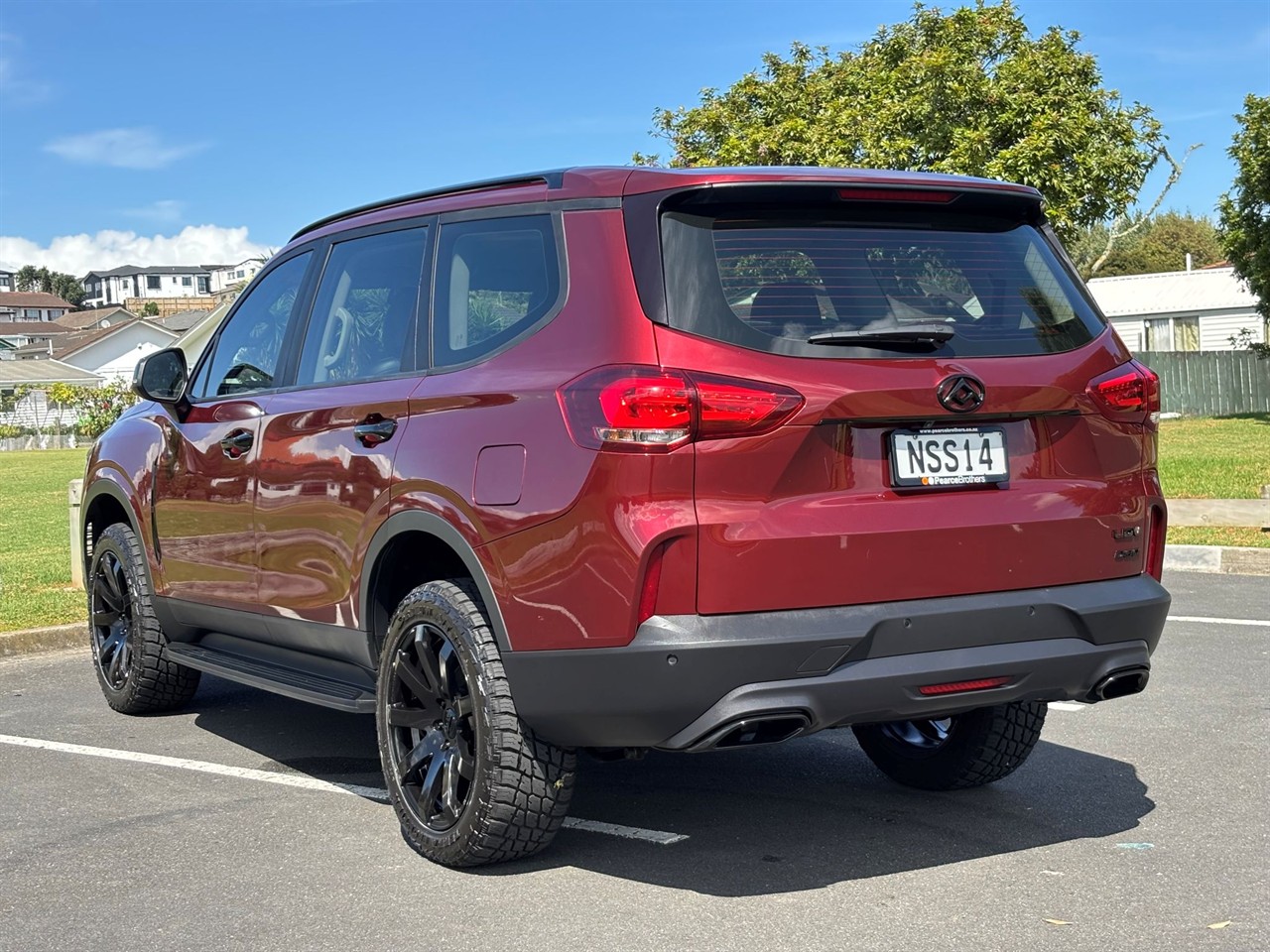 2021 LDV D90
