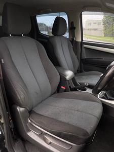 2016 Isuzu D-Max - Thumbnail