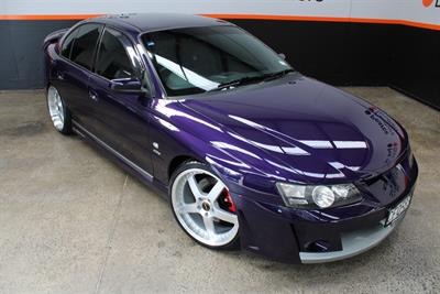 2004 Holden COMMODORE - Thumbnail