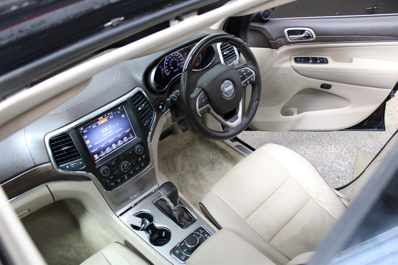 2017 Jeep Grand Cherokee