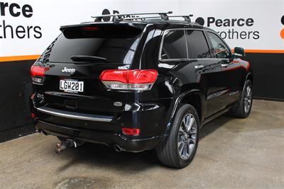 2017 Jeep Grand Cherokee - Thumbnail