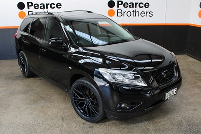 2014 Nissan Pathfinder - Thumbnail