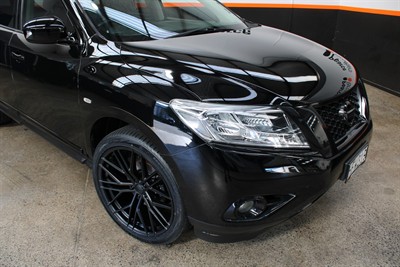 2014 Nissan Pathfinder - Thumbnail