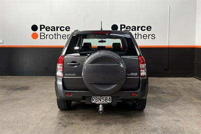 2015 Suzuki Grand Vitara - Thumbnail