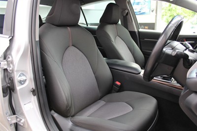 2017 Toyota Camry - Thumbnail