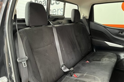 2019 Nissan Navara - Thumbnail