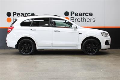 2017 Holden Captiva - Thumbnail