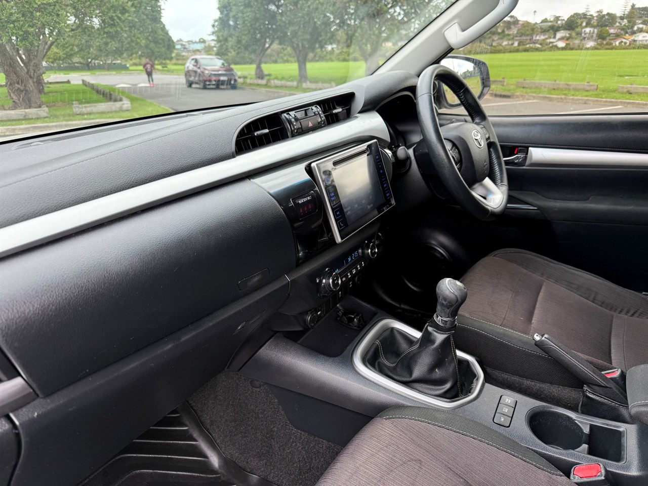 2017 Toyota Hilux