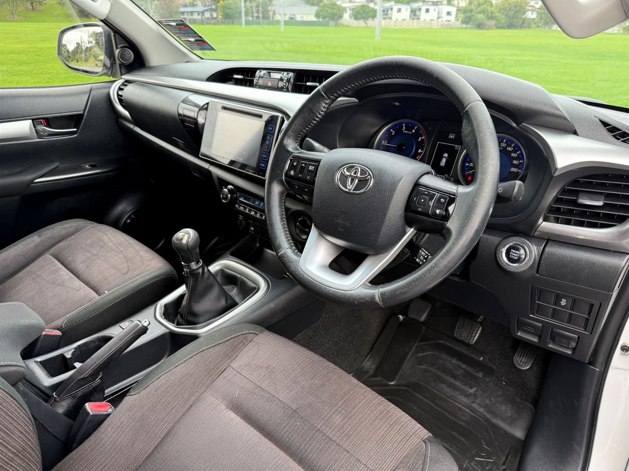 2017 Toyota Hilux