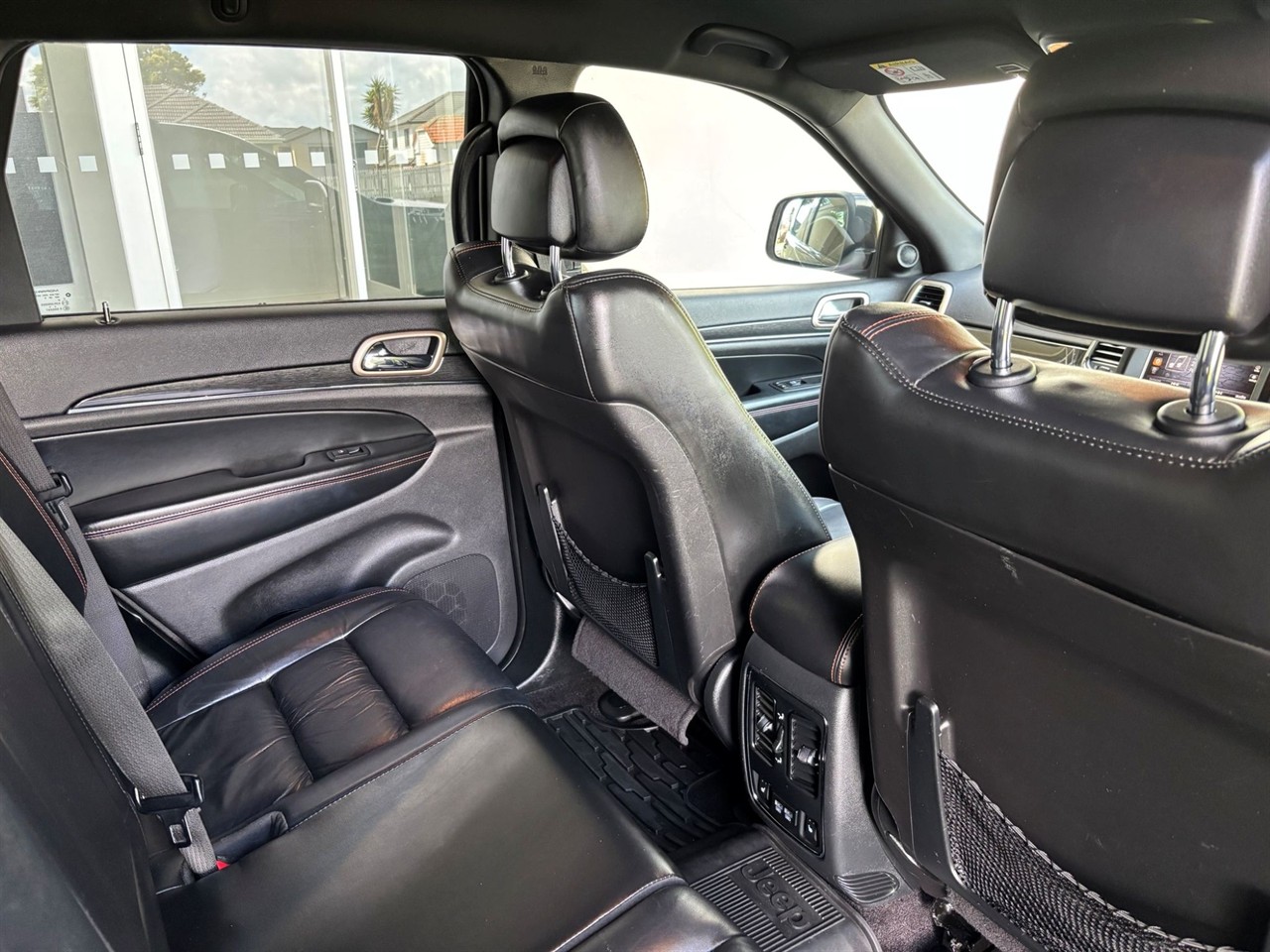 2016 Jeep GRAND CHEROKEE