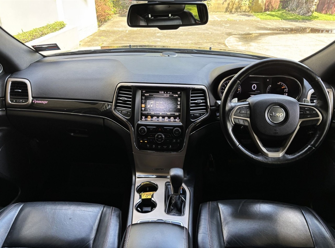 2016 Jeep GRAND CHEROKEE