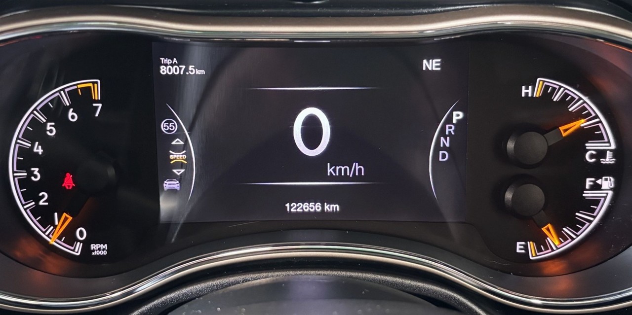 2016 Jeep GRAND CHEROKEE