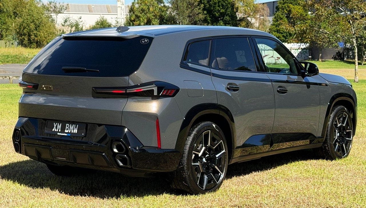 2023 BMW XM