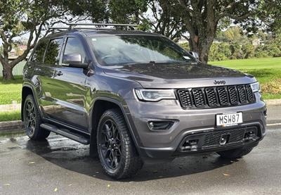 2020 Jeep GRAND CHEROKEE - Thumbnail