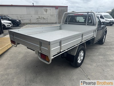 2022 Nissan Navara - Thumbnail