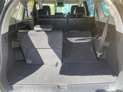 2020 Mitsubishi Pajero Sport - Thumbnail