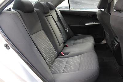 2017 Toyota Camry - Thumbnail