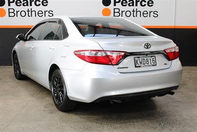 2017 Toyota Camry - Thumbnail