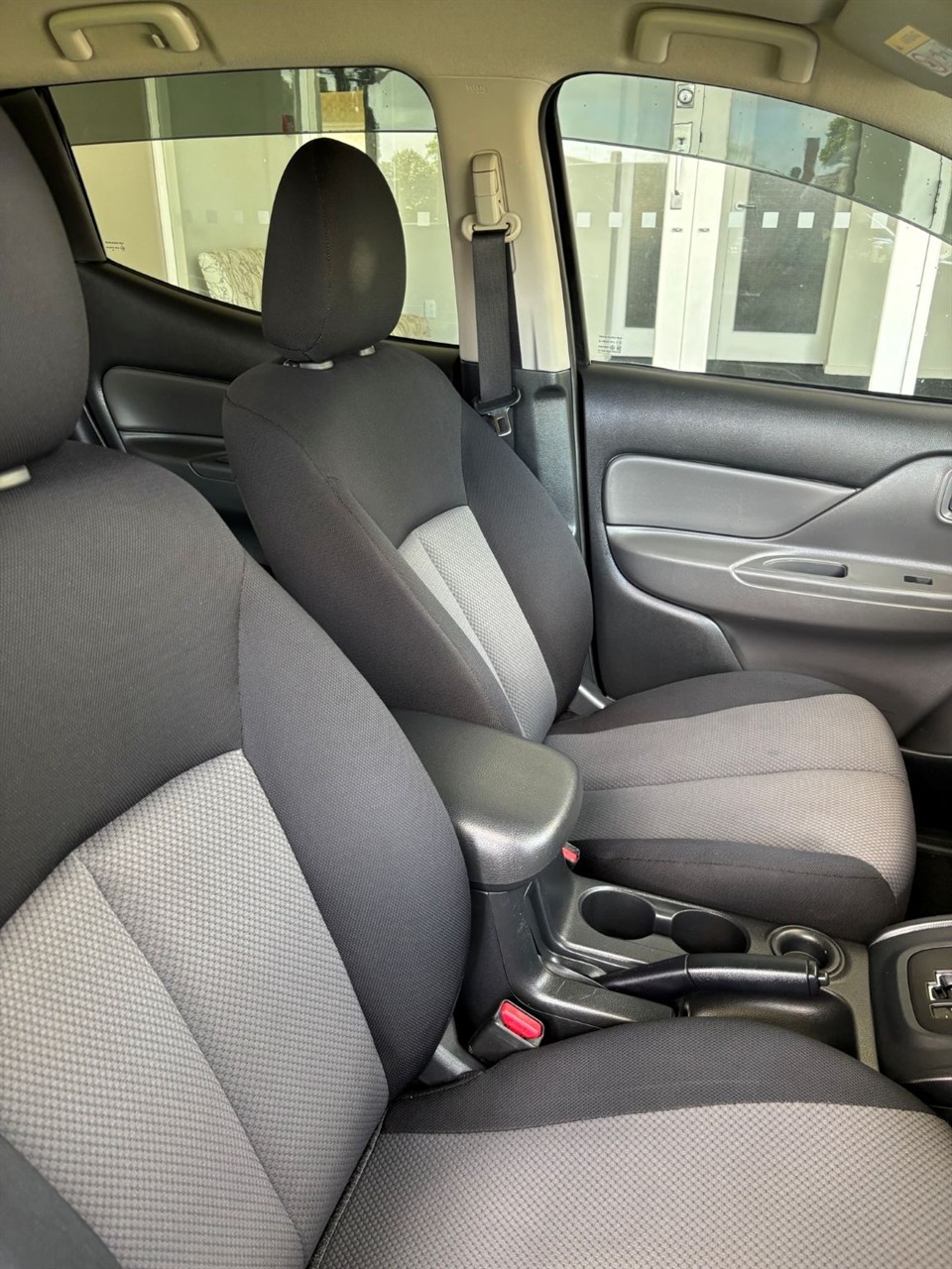 2016 Mitsubishi Triton
