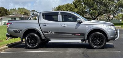 2016 Mitsubishi Triton - Thumbnail