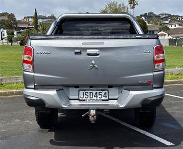 2016 Mitsubishi Triton - Thumbnail